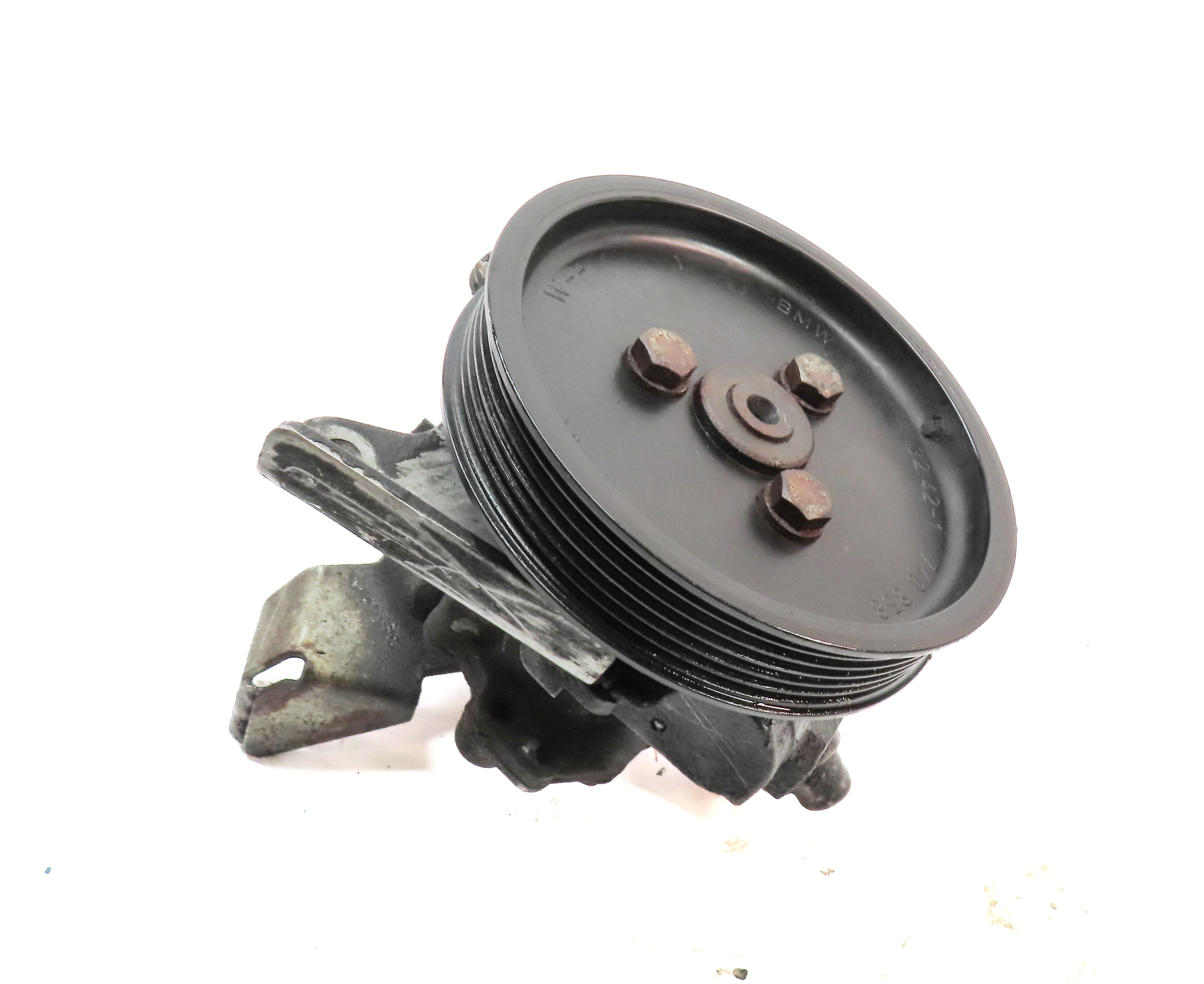 01-05 BMW 325Xi 330Xi (E46) 2.5L 3.0L M54 ENGINE POWER STEERING PUMP w/ PULLEY — exact item pictured